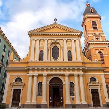 Appartement T1 Centre Carré D'or Proche *