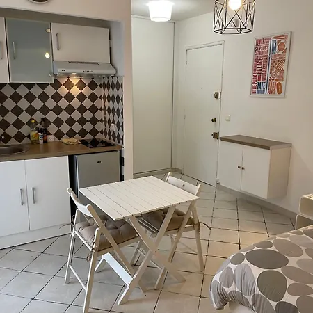 T1 Centre Carre D'or Proche Apartamento